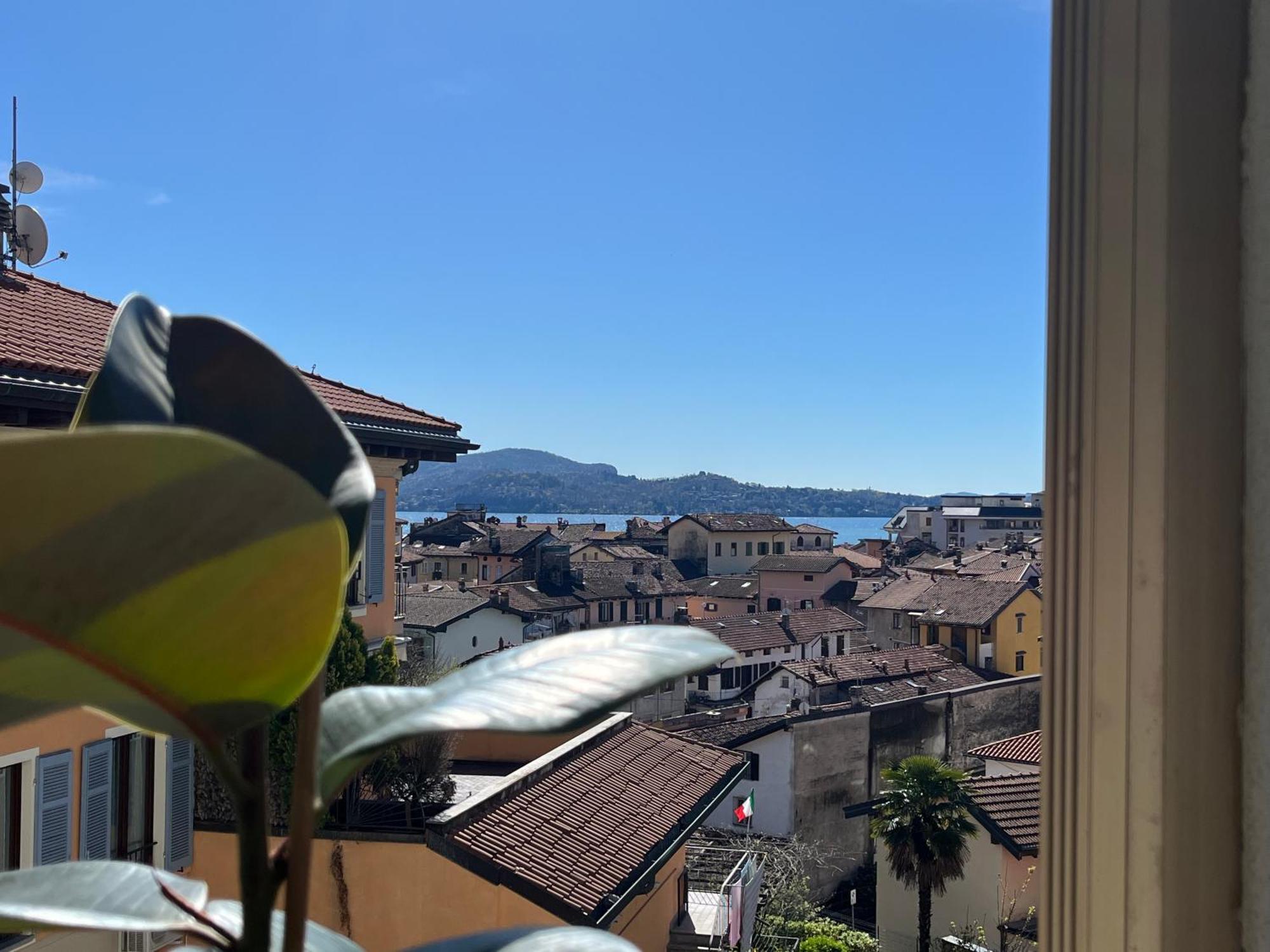 Vittore 11 Square Verbania Extérieur photo